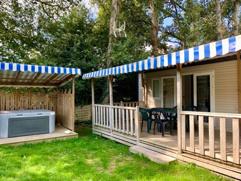 Camping De L'Etang Du Pays Blanc Guérande Eksteriør billede